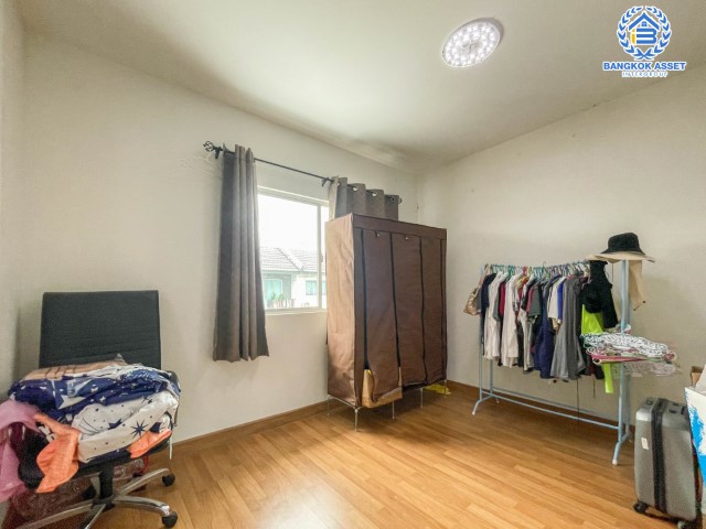 *****ทาวน์เฮ้าส์มือสองย่านนนทบุรี ม.บ้านพฤกษา สถานีรถไฟฟ้าบางไผ่-บางใหญ่ เนื้อที่ 18.1 ตร.ว. ฟังก์ชัน 3 ห้องนอน 2 ห้องน้ำ 1 ที่จอดรถ แถมฟรี! 2 เครื่องปรับอากาศ บนทำเลเยี่ยม ใกล้เซ็นทรัลเวสต์เกต และรถไฟฟ้าสายสีม่วง "สถานีคลองบางไผ่" จองด่วน!